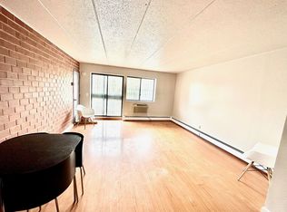 34-45 Leavitt St #2B, Flushing, NY 11354