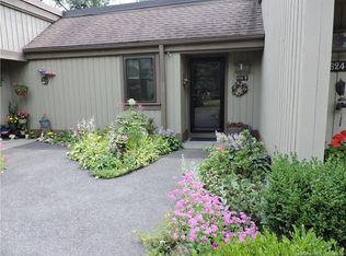 624 Heritage Vlg #B, Southbury, CT 06488