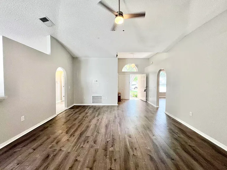 1231 Honey Rd — Photo 5