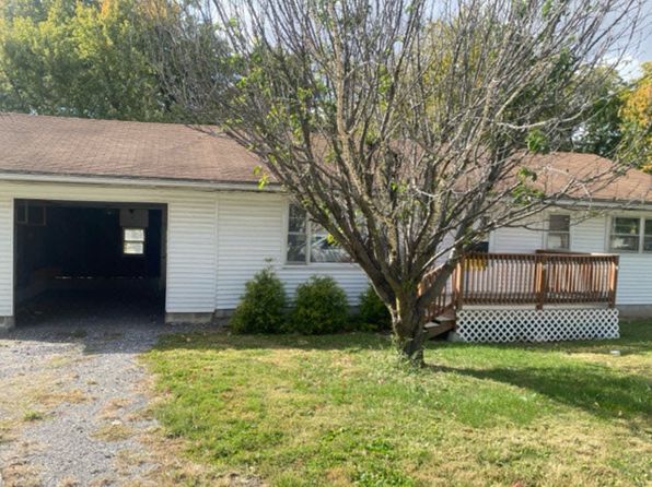 301 Greer St, White Hall, IL 62092