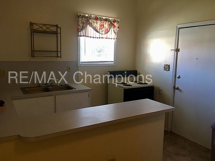 2nd image of 2026 6th Ave APT 2