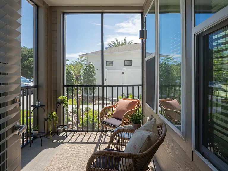 Afton Palms — Photo 10