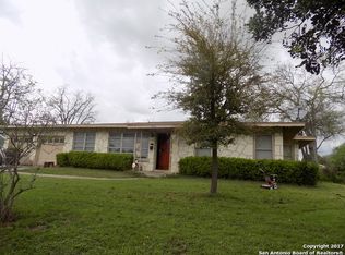 525 Balcones Heights Rd, Balcones Heights, TX 78201