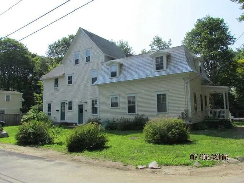 35 Church Ln #3
