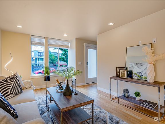 4th image of 414 NE 73rd Street