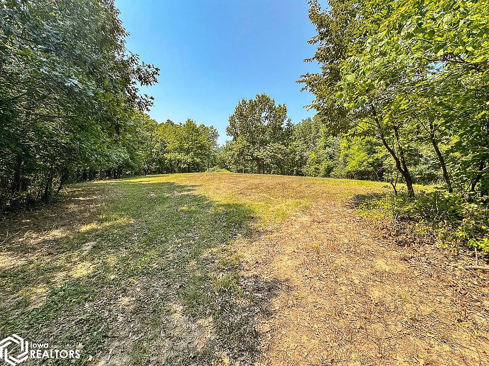 1st image of 0 Woodland Heights Ct