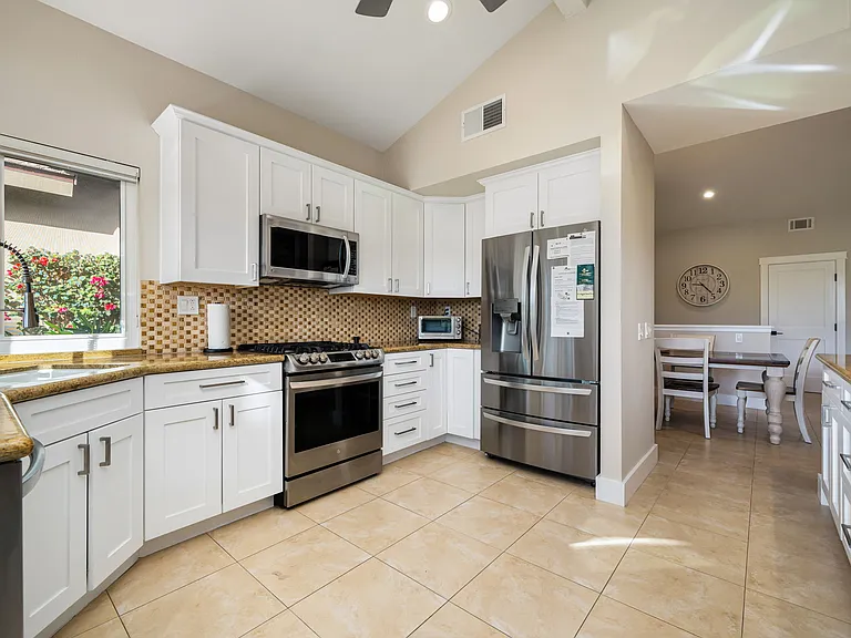 321 Bouquet Canyon Dr — Photo 16