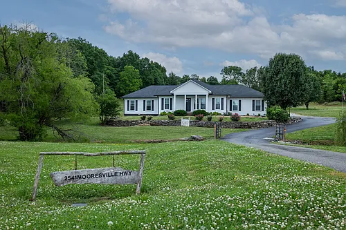 2541 Mooresville Hwy Photo 1