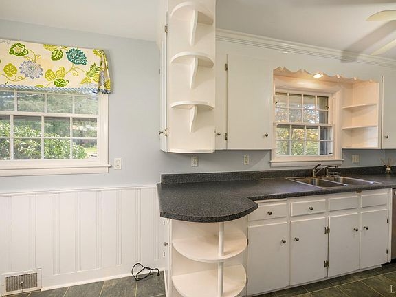 5th image of 1448 Northwood Cir
