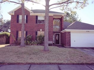 3708 Pin Oak Dr E, Pearland, TX 77581
