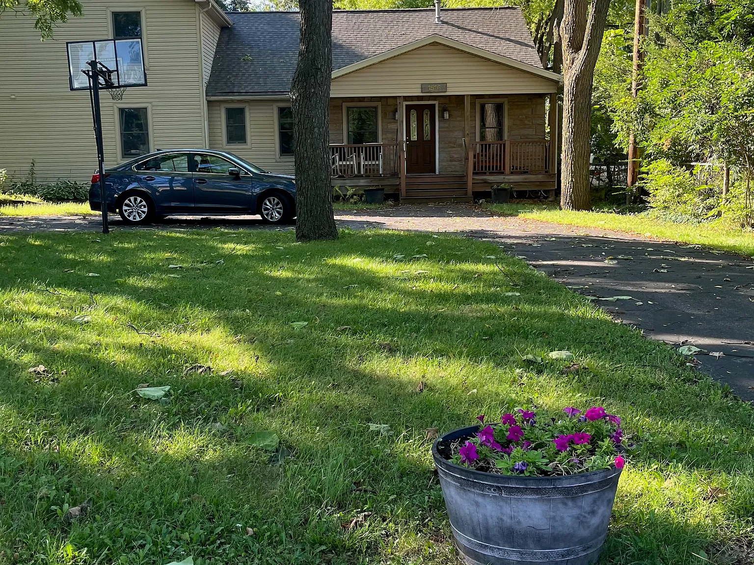 2 bed, 1300 sqft, $1,195 — Photo 2
