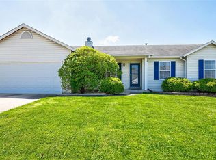 3929 Cambridge Crossing Dr, Saint Charles, MO