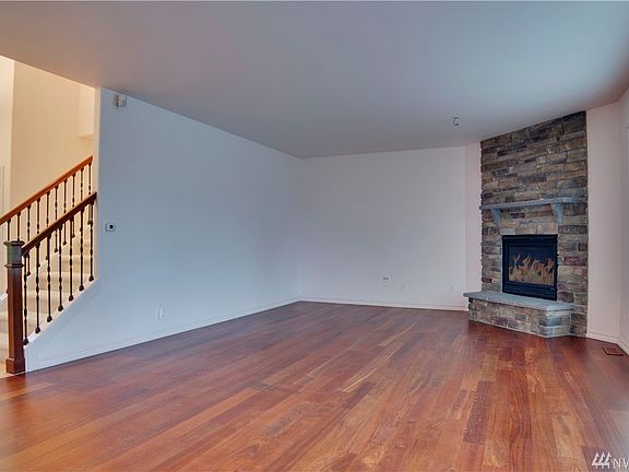 4th image of 13083 Glenwood Dr