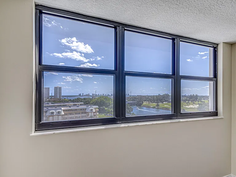 336 Golfview Rd #905 — Photo 31