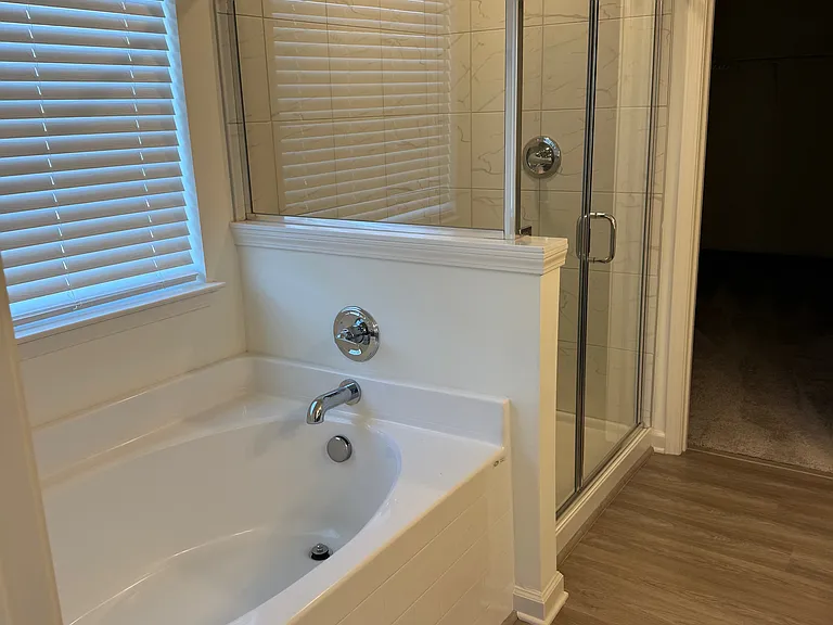 155 Wellesly Ave — Photo 12