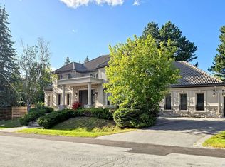 2 Thornlea Ct, Markham, ON L3T2R3