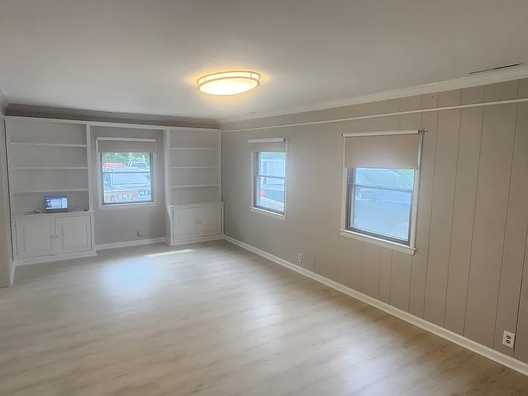 3361 Glebe Dr — Photo 9