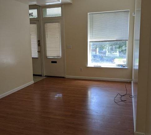 2nd image of 3841 Blaine Ave