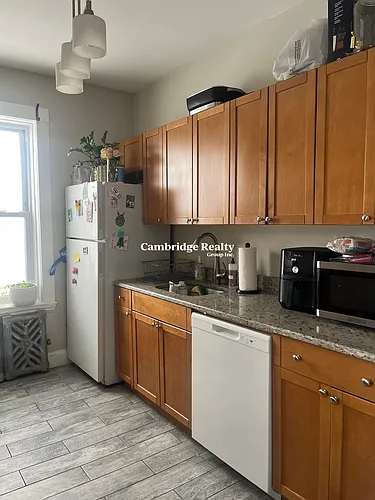 4 Farrington Ave #5T Photo 1