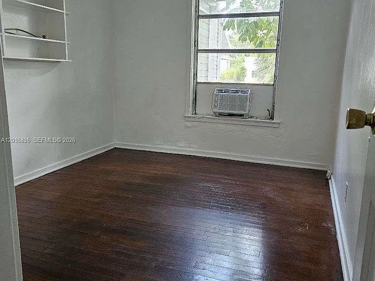 1217 N D St — Photo 4