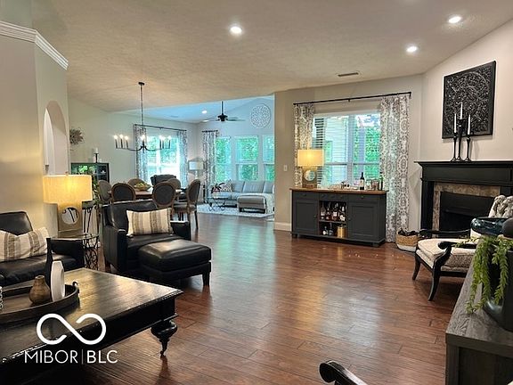 4th image of 16234 Howden Dr