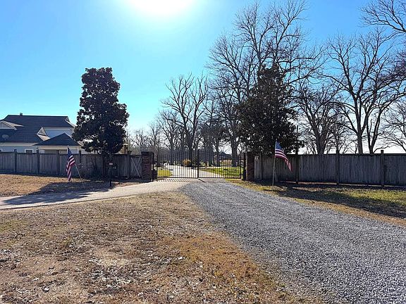 2nd image of 2 Owens Way