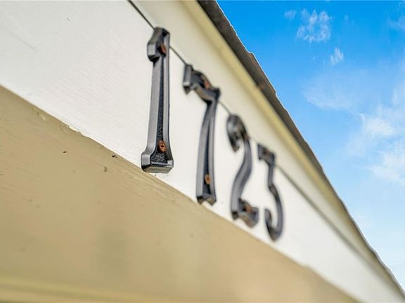 4th image of 1723 Creole St