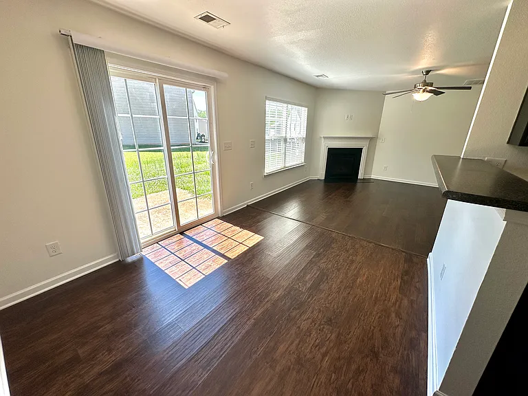 115 Hickory Knob Ln — Photo 9