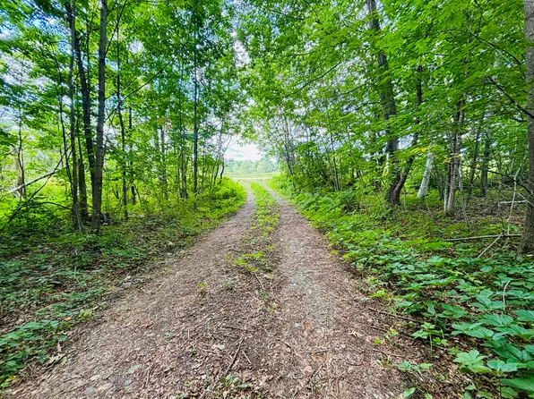13 Lower Notch Road, Garland, ME 04939