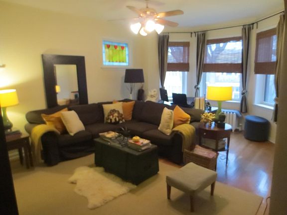 2nd image of 4438 N Artesian Ave APT 2