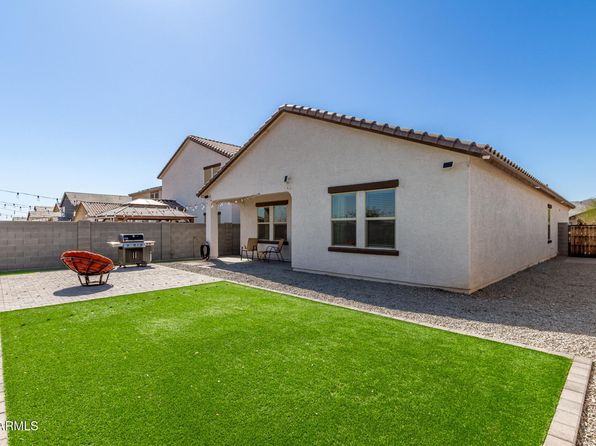 5875 N 195th Dr, Litchfield Park, AZ 85340