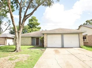 15926 Pfeiffer Dr, Houston, TX 77082