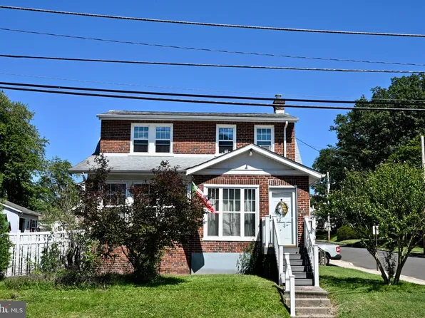 411 E Walnut St, Perkasie, PA 18944