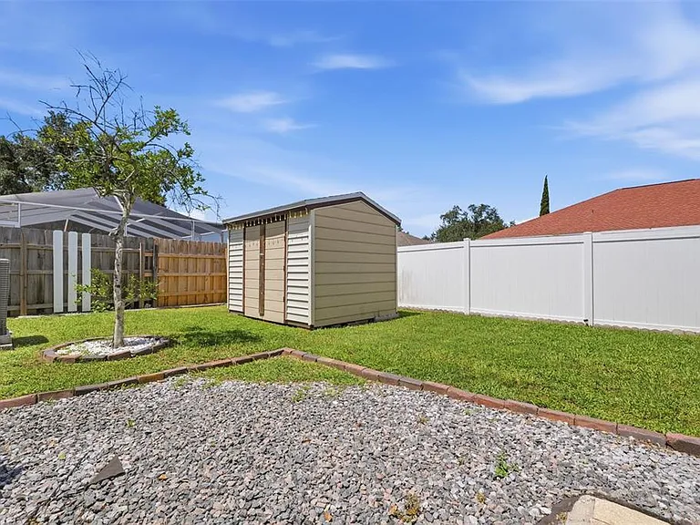 2210 Towering Oaks Cir — Photo 28