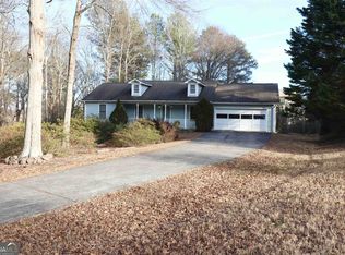 851 Lodgeview Dr, Bethlehem, GA 30620