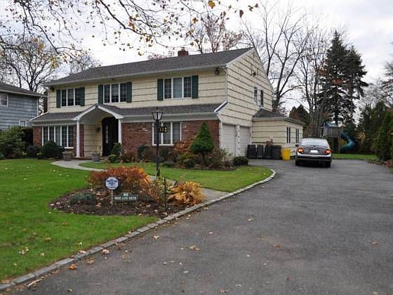 1st image of 103 Wood Ln