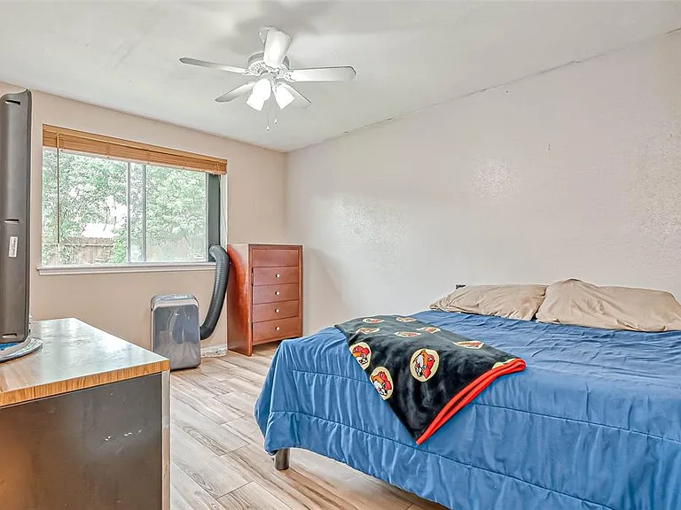 3623 Black Crickett Ct — Photo 40