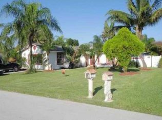 15731 SW 148th Ct, Miami, FL 33187