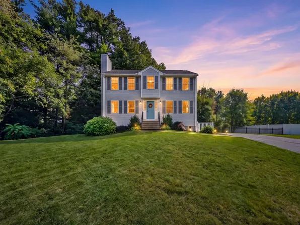 1 Noyes Ln, Merrimac, MA 01860