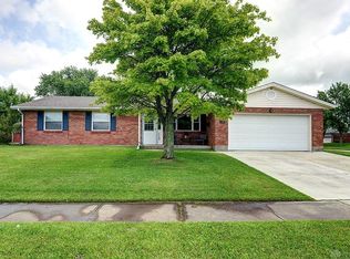 110 Overland Trl, Miamisburg, OH 45342