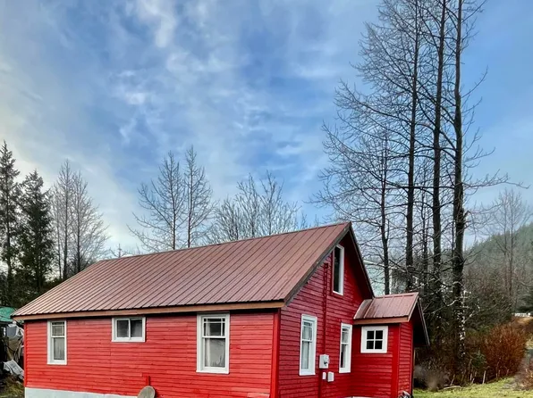 704 Lake Ave, Cordova, AK 99574