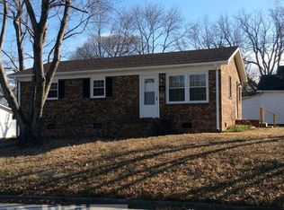 400 Nelson St, Kernersville, NC 27284