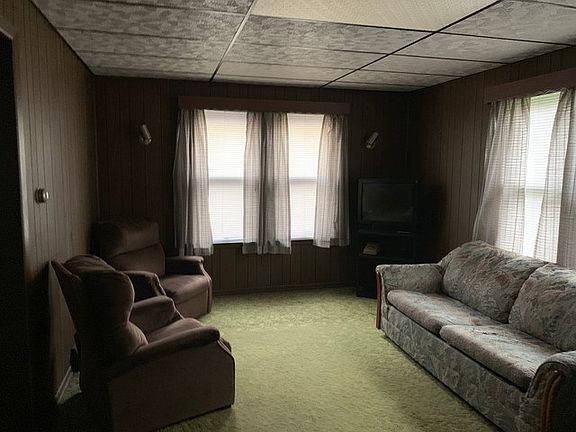 2nd image of 225 N Clifton Ave