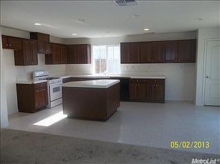 4th image of 2337 N Rock Creek Dr