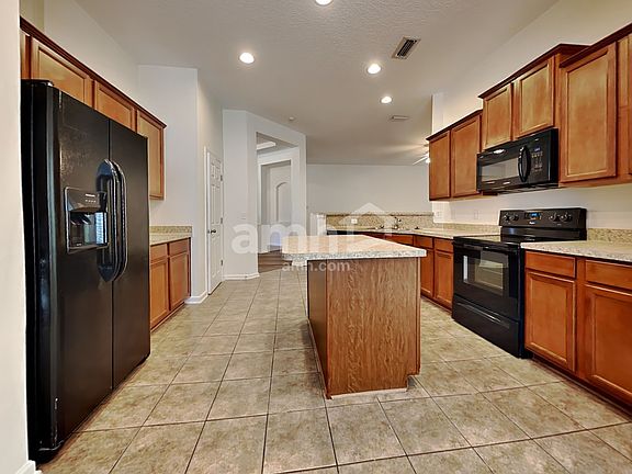 3rd image of 4622 Glendas Meadow Dr