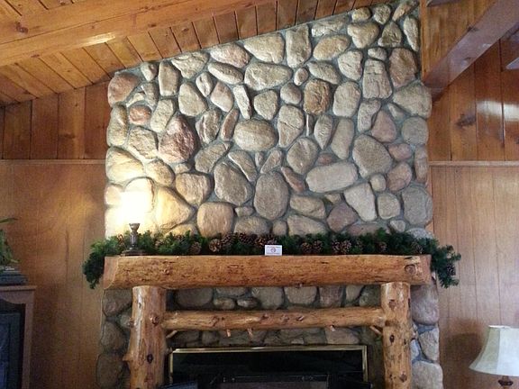 Real knotty pine ceiling