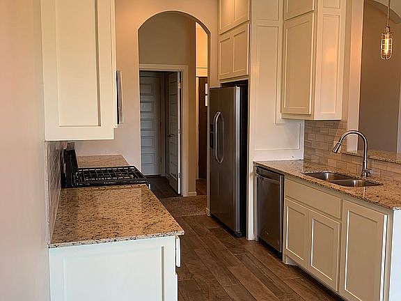 5th image of 8709 SW 36th St