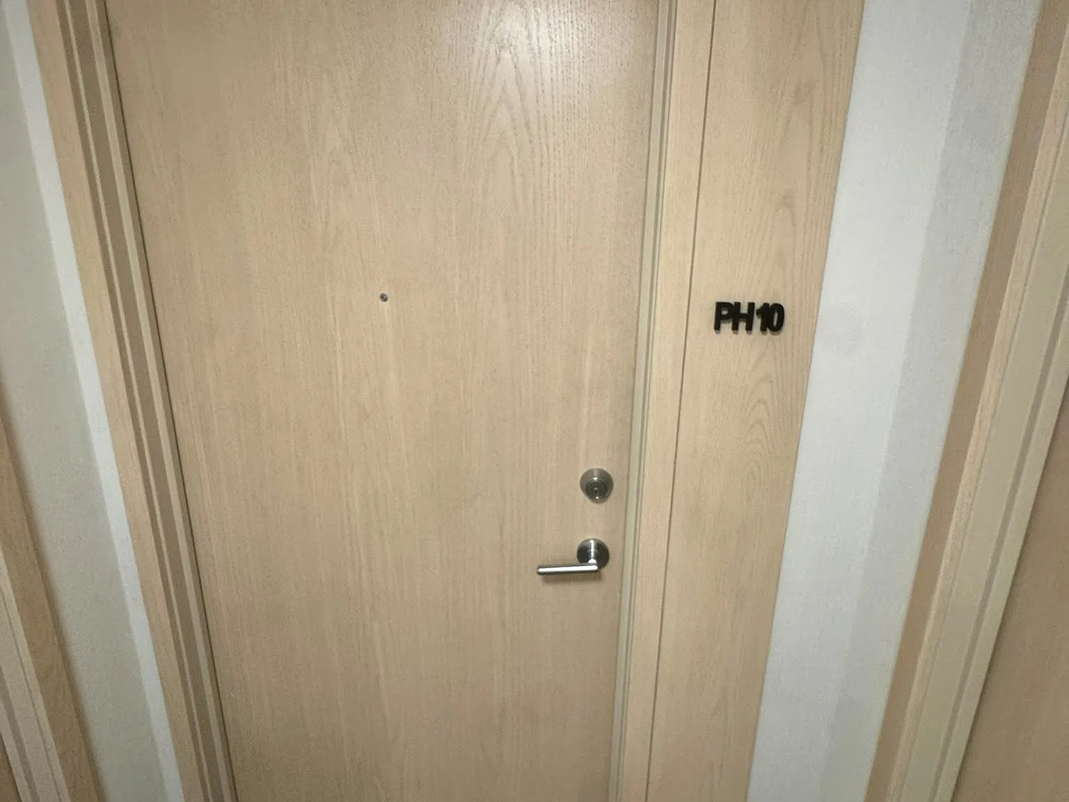 1 bed, $2,100 — Photo 2