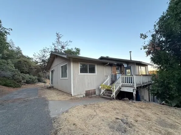 5301 Shooting Star Rd, Pollock Pines, CA 95726