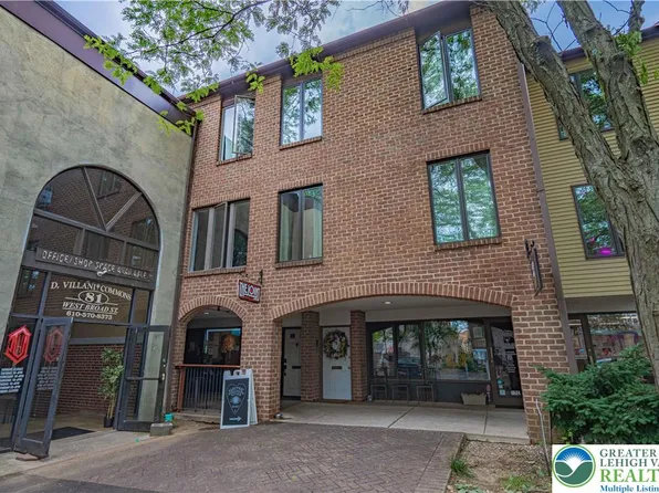 77 W Broad St APT 18, Bethlehem, PA 18018